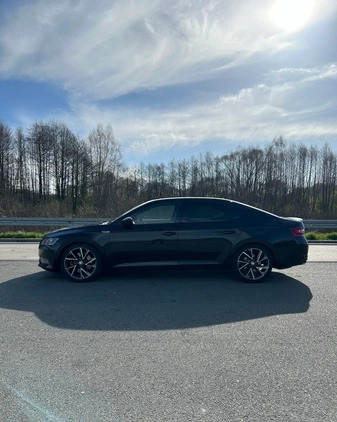 Skoda Superb cena 123000 przebieg: 123139, rok produkcji 2019 z Końskie małe 326